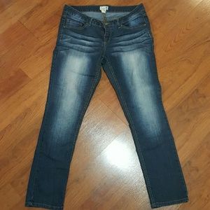 Mudd short length stretchy skinny jean